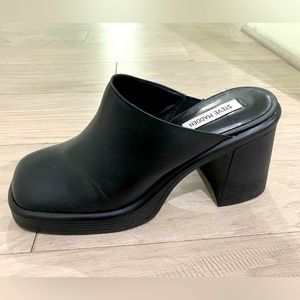 STEVE MADDEN FLIRTIE PLATFORM MULE